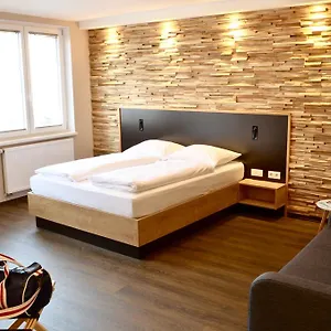 Hotel Five, Nuremberga